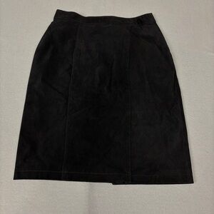 NWT Global Identity Black Pencil Suede Skirt for Women